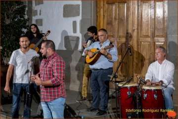 Noche de verseadores en Valsequillo (Foto Ildefonso Rodríguez)
